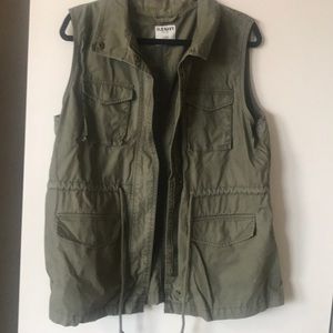 Army green cargo vest